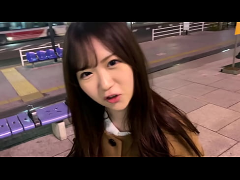 ❤️ 大学時代同じサークルに所属していた友人で、サークル一のモテ女。日本のセクシーな雰囲気が漂う。 ️  at us ❌️